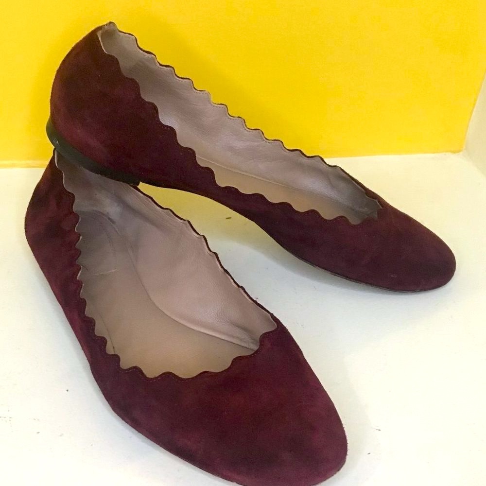 - CHLOE Lauren Scalloped Flats